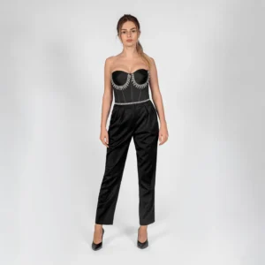 Corset negreu accesorizat cu strasuri si pietre argintii